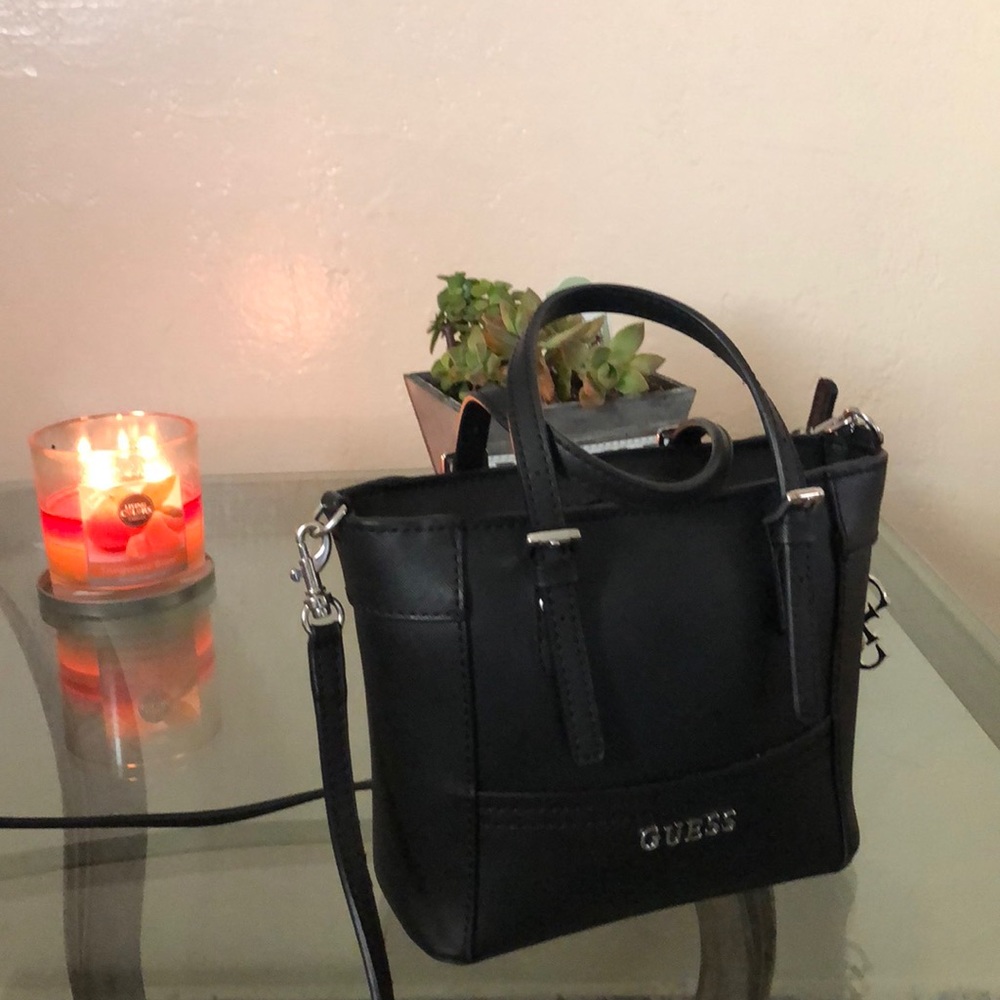 Guess Crossbody